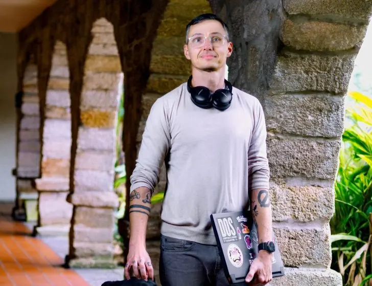 Portrait of Tim Tompkins